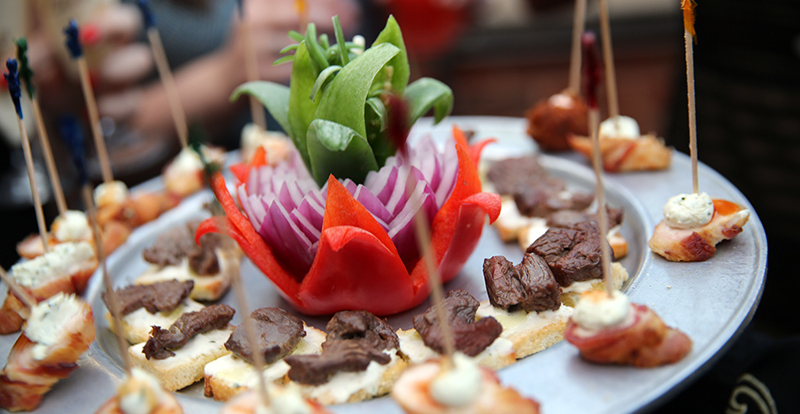 OffsiteCatering_0006_Background-800×423